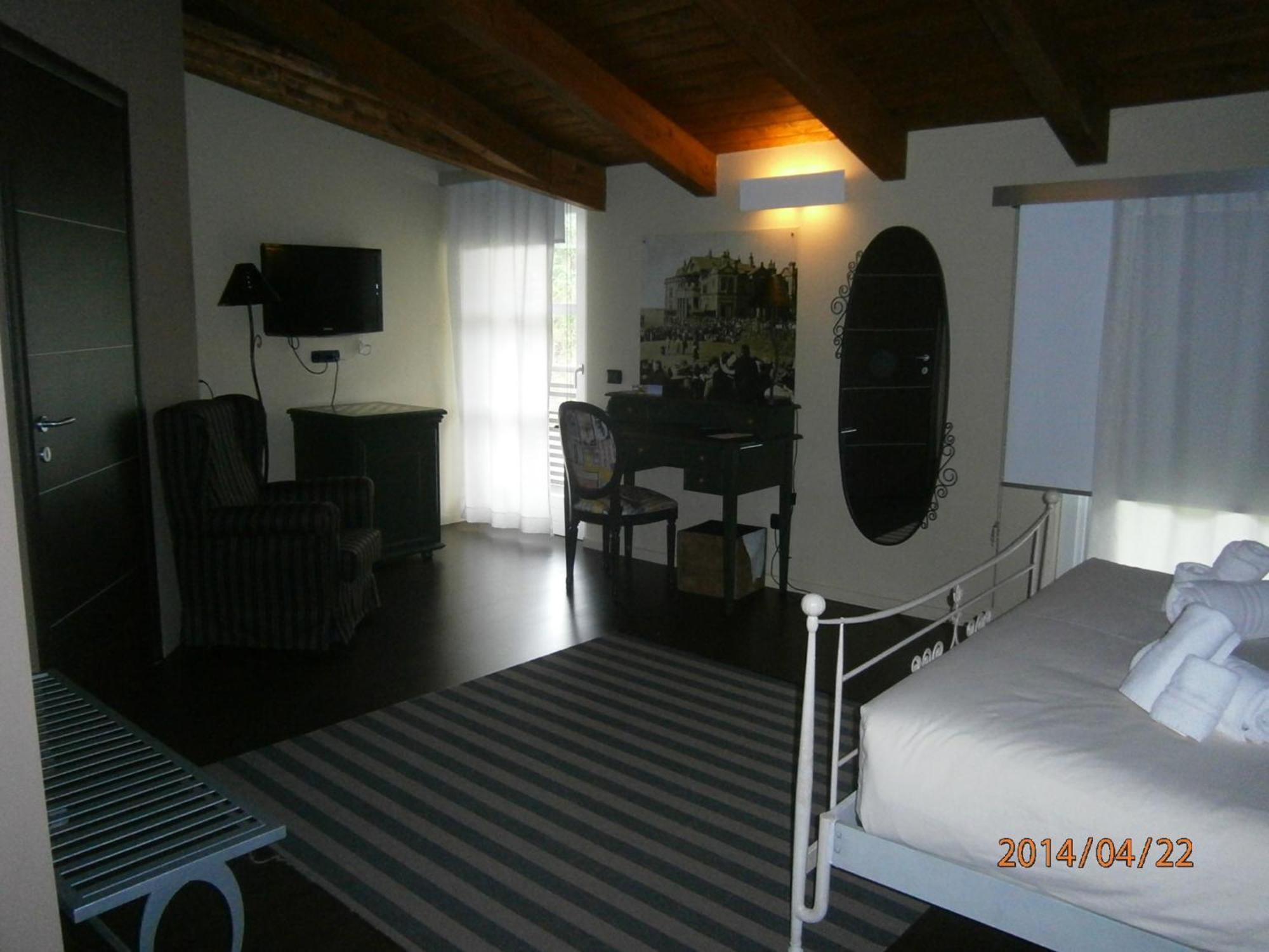 Foresteria Del Castello Torre Canavese Quarto foto